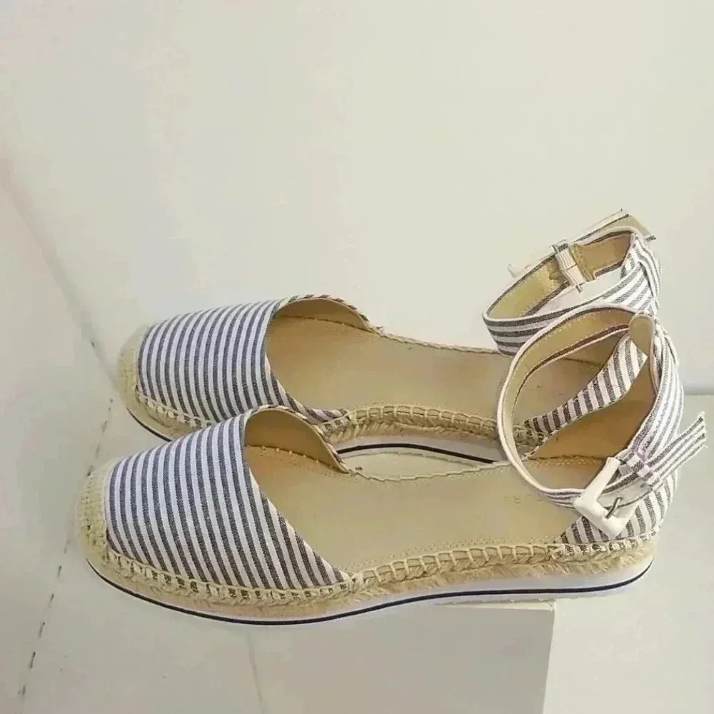 NORDSTROM SIGNATURE ROSI SANDALS - Picture 6 of 8